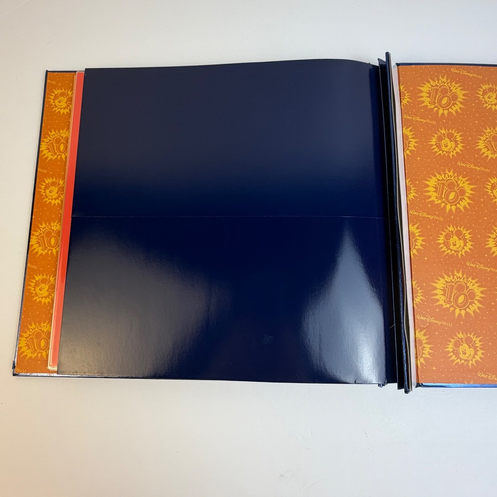 Walt Disney World 2010 Mickey Fab 5 Toy Story Scrapbook Album 12x12 15 Page Read - Picture 8 of 13